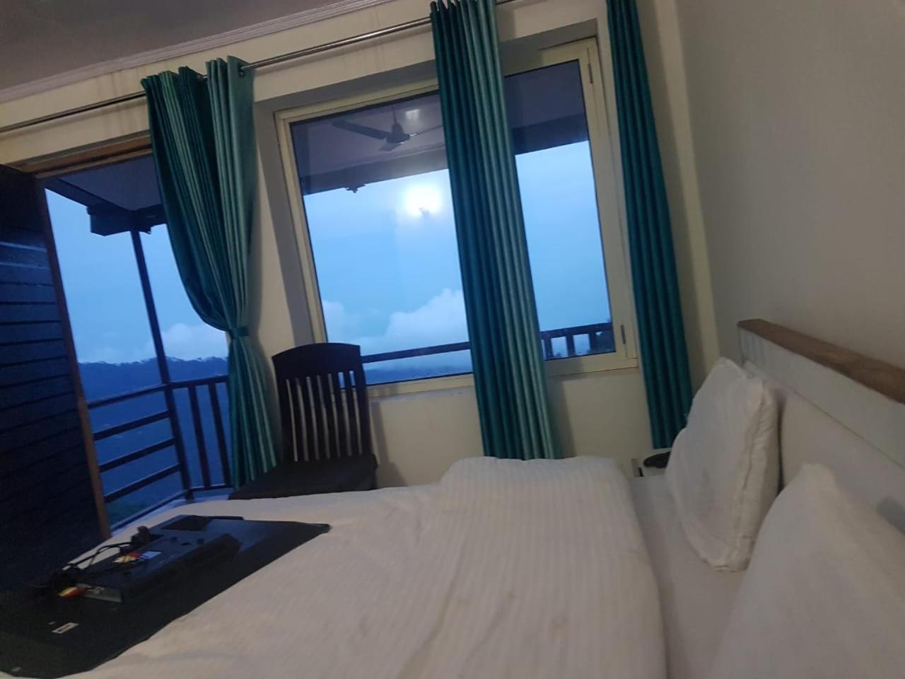 נייניטל Oyo 23298 Hotel Uttaranchal Inn מראה חיצוני תמונה