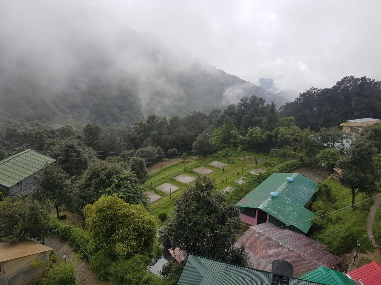 נייניטל Oyo 23298 Hotel Uttaranchal Inn מראה חיצוני תמונה