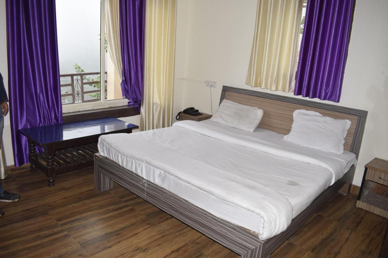 נייניטל Oyo 23298 Hotel Uttaranchal Inn מראה חיצוני תמונה
