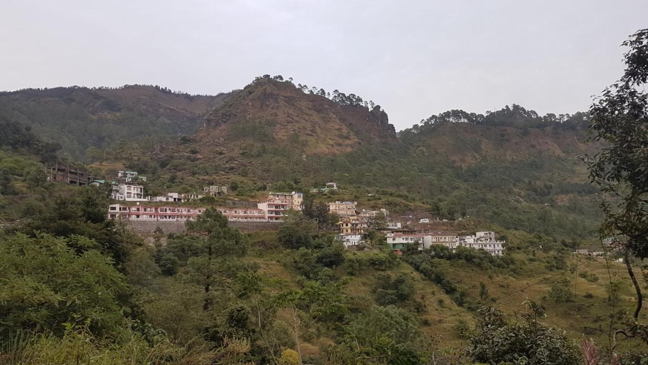 נייניטל Oyo 23298 Hotel Uttaranchal Inn מראה חיצוני תמונה